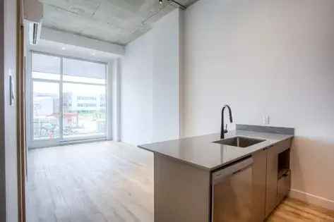 1 room apartment of 52 m² in Montreal