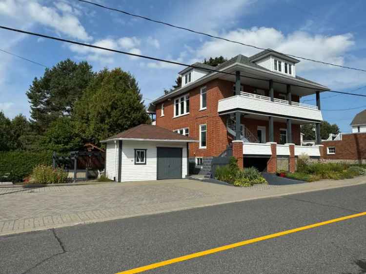 Duplex for sale, 10-12, Rue Codaire, Saint-Paul-d'Abbotsford - Proprio Direct