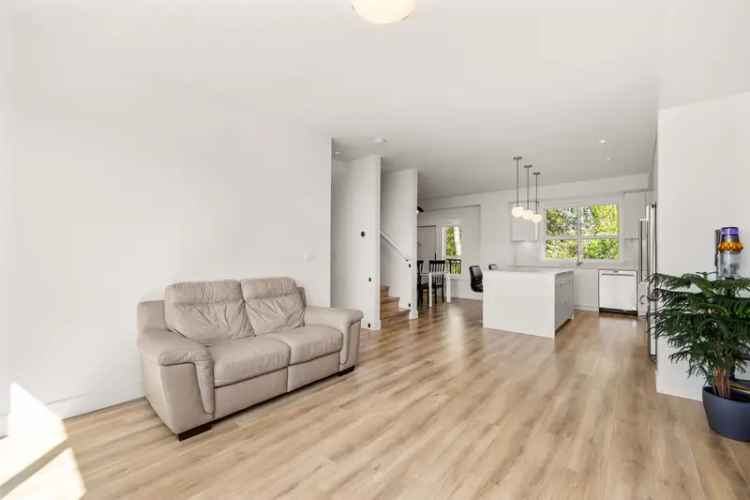 Hazelwood Townhouse 4 Bed 4 Bath 1700 Sqft New