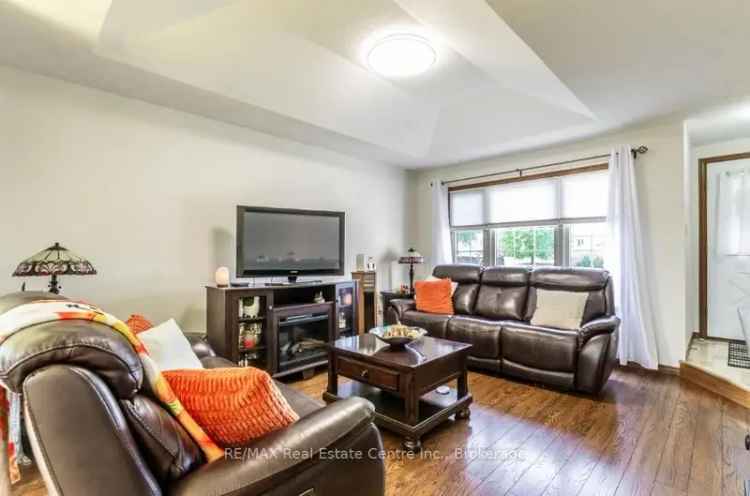 2 2 Bedroom Bungalow Family Home Quiet Street