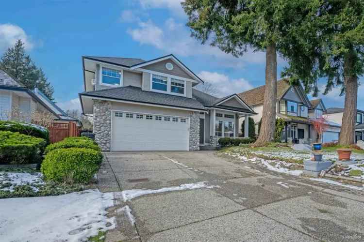 House For Sale in 1911, 140A Street, Surrey, British Columbia