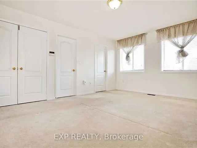 House For Sale in Richmond Hill, Ontario