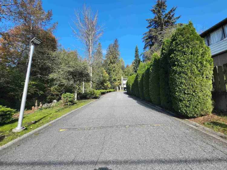 A $569,900.00 Townhouse with 4 bedrooms in Mission BC, Mission