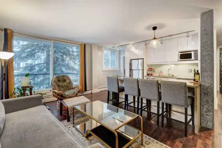 House For Sale in Calgary, Alberta