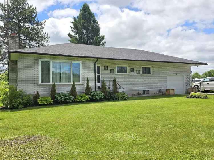 House For Sale in Madoc, Ontario