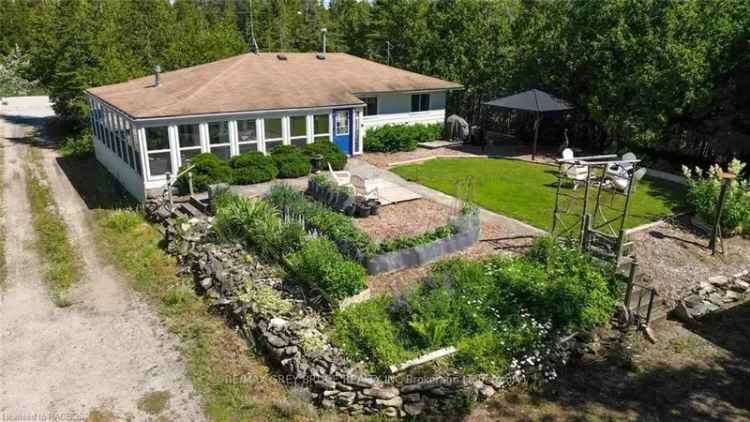 House For Sale in Municipality of Northern Bruce Peninsula, Ontario