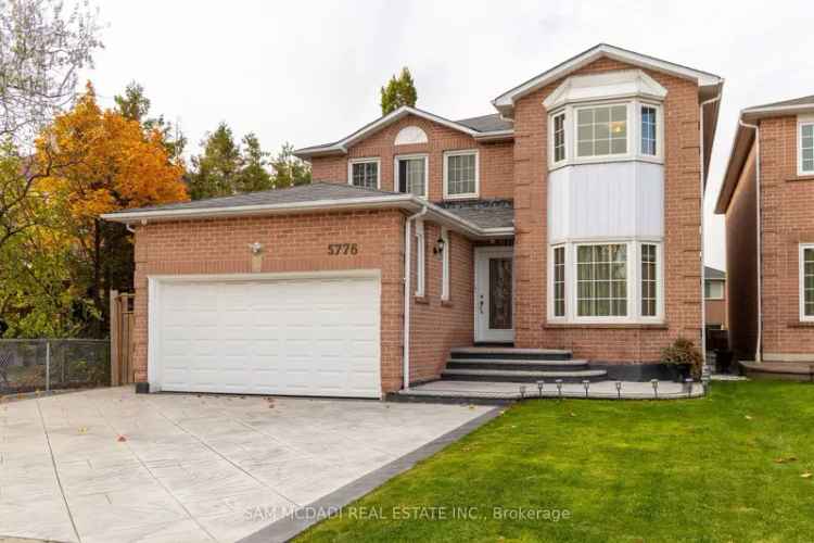 House For Sale in Mississauga, Ontario