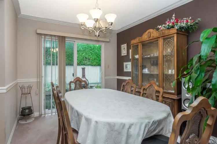 5 Bed 3 Bath Family Home with Mortgage Helper in Bear Creek
