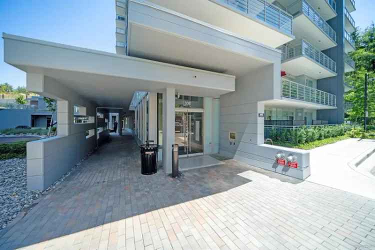 A $718,000.00 Apartment/Condo with 2 bedrooms in Port Moody Centre, Port Moody