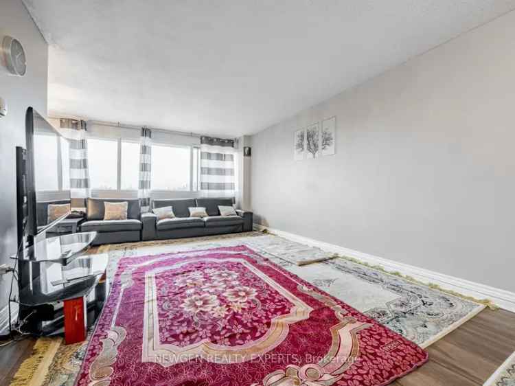 Condo For Sale in Toronto, Ontario