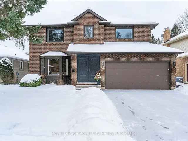 Modern 4-Bedroom Home in Kortright Hills