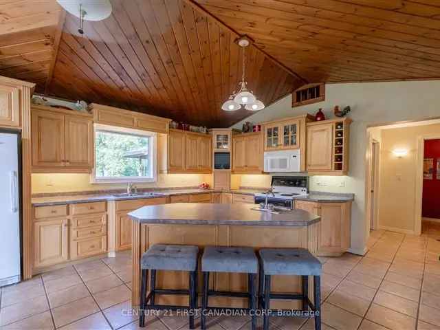 House For Sale in Cape St. Marys, null