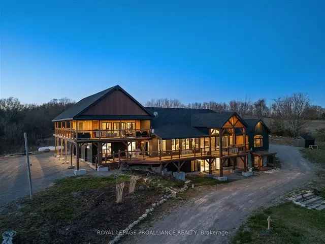 31 Acre Estate 4000+ Sq Ft 4 Kitchens Private Wooded Trails