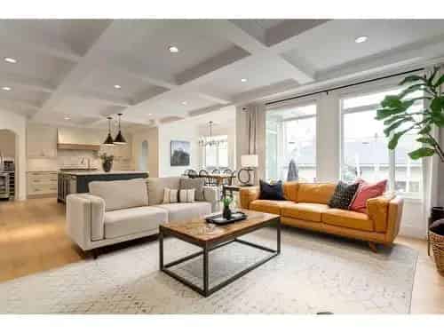 Luxury 4 5 Bedroom Home In Mount Pleasant Calgary