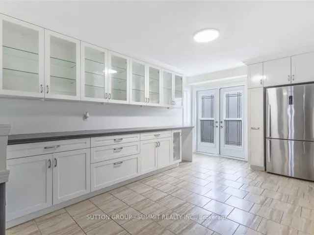 1700+ Sq Ft Semi-Detached Home in Burlington