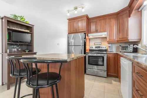Cap Rouge Charming Single Story Home Near Amenities