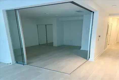 1 room apartment of 350 m² in Toronto