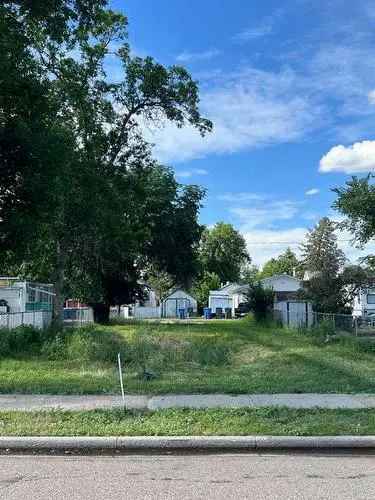 Buy Vacant Land in North Flats Medicine Hat for Your Dream Home