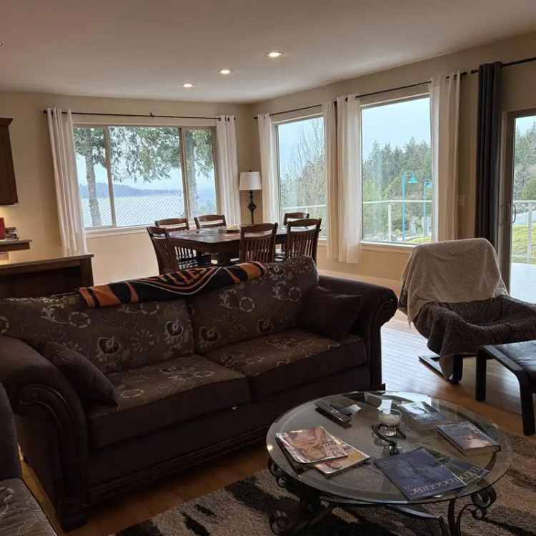 Sechelt Ocean View Home for Sale - 4 Bedroom, 3 Bath