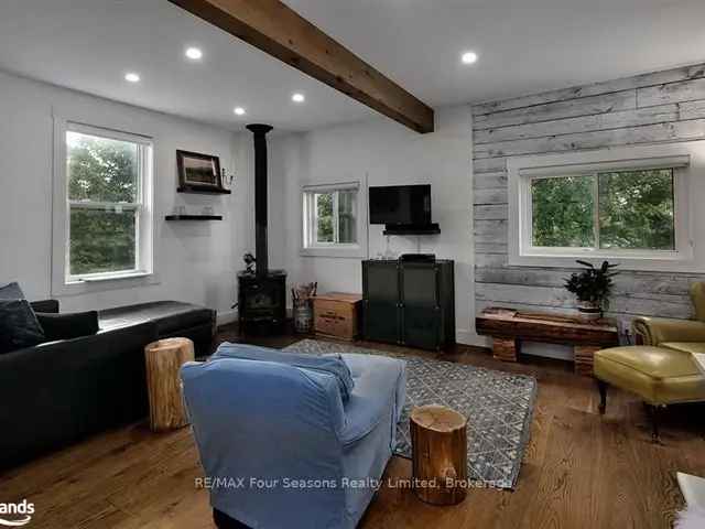 25 Acres Georgian Bay View Property w Renovated Bungalow & Barn