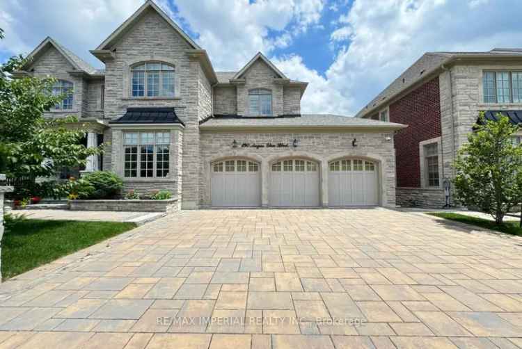 House For Sale in Markham, Ontario