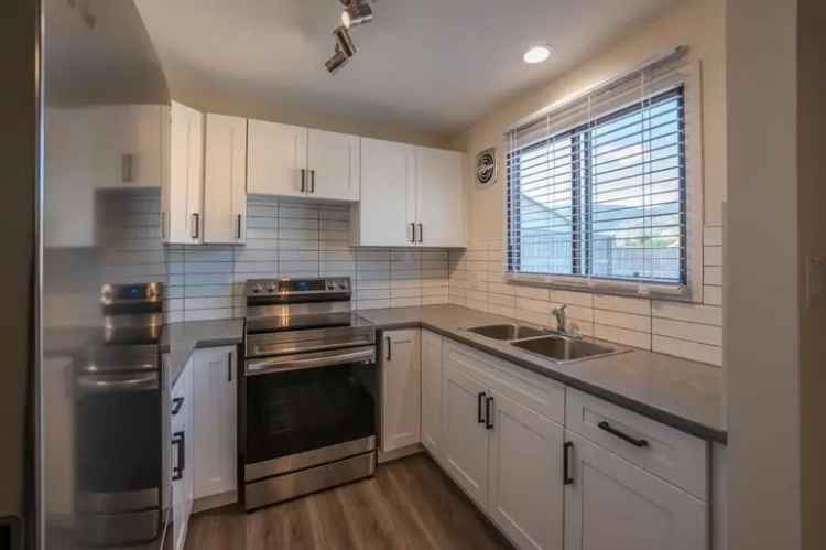 1825 Atkinson Street -  in Penticton