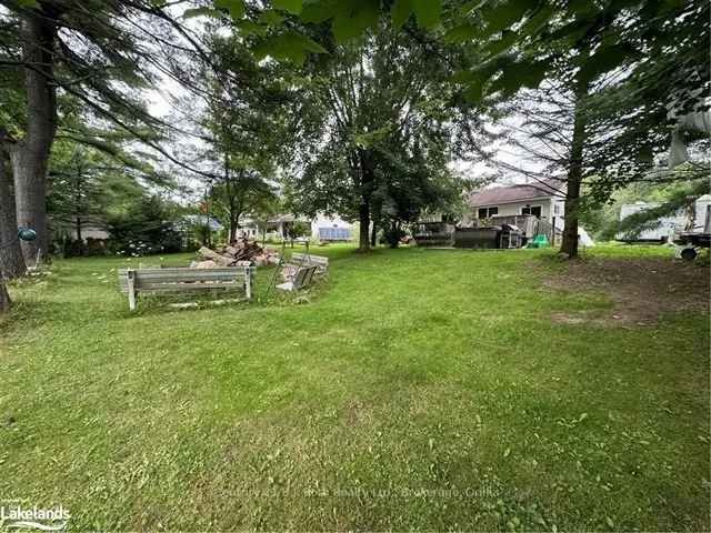 Riverfront Cottage Home on Trent Severn Waterway