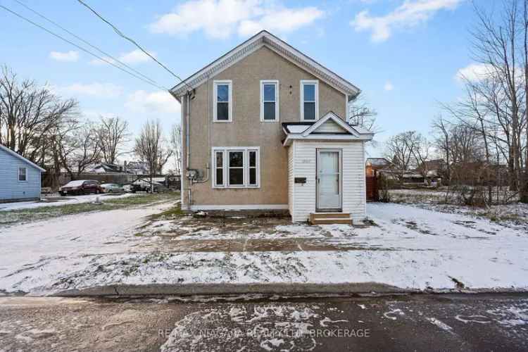 House For Sale in 698, King Street, Port Colborne, Ontario