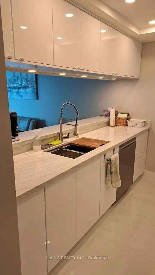 Condo For Rent in Toronto, Ontario