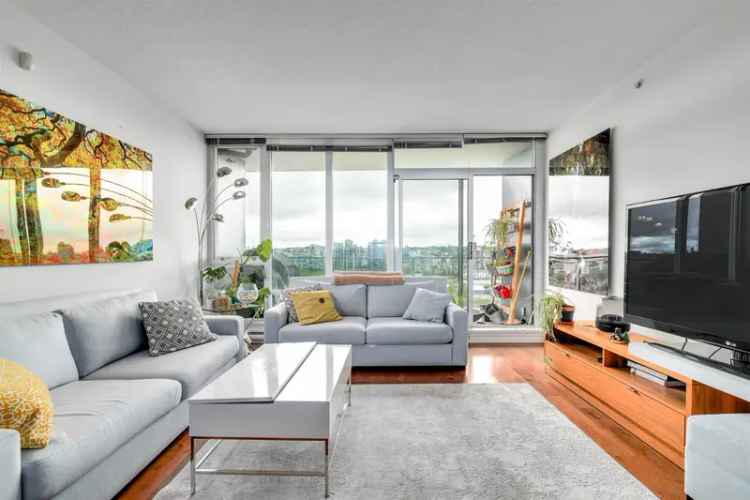 1601 980 COOPERAGE Way in Vancouver: Downtown VW Condo for sale in “COOPER’S POINTE” (Vancouver West)  : MLS®# R2912914