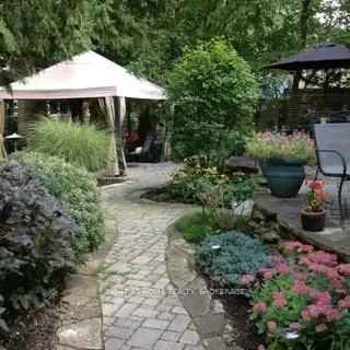 Charming Century Home in Burlington Roseland