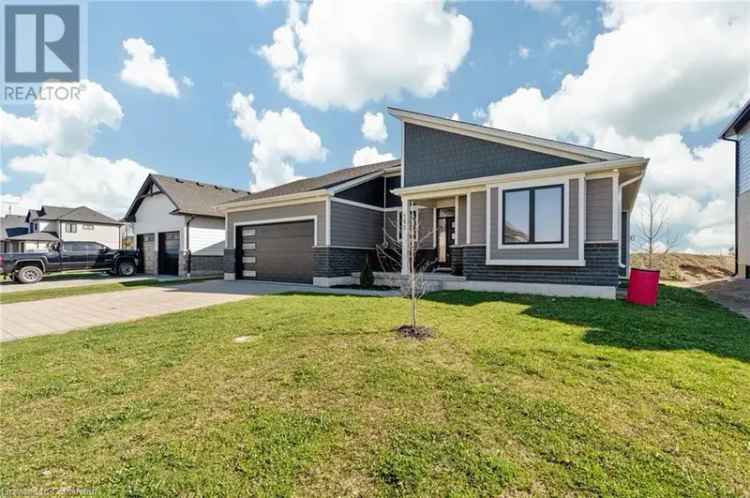 Newly Built Bungalow Near Grand Bend and London
