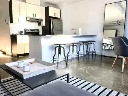 1 room apartment of 61 m² in Montreal