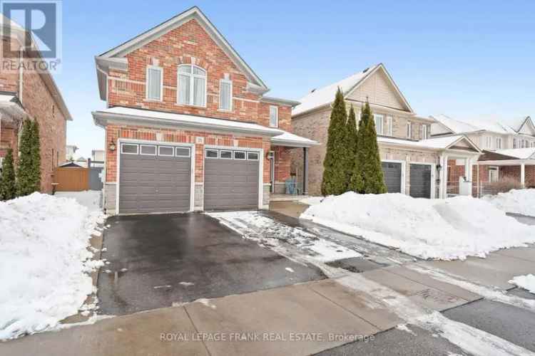 Buy Family Home in South Courtice with Pool and 4 Bedrooms