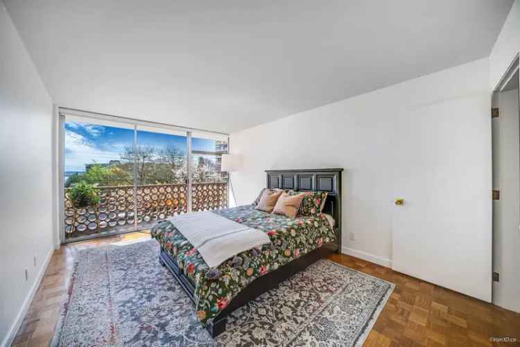 Dundarave Condo for Sale: Ocean View, Pool, and Village Living