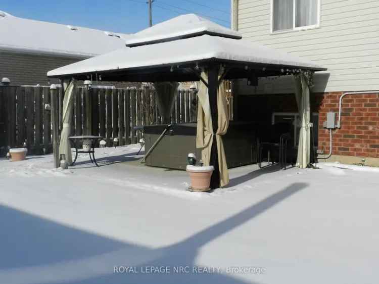 5 BR 3 Bath Raised Bungalow in Niagara Falls