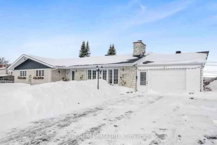 Large Family Home Hawkesbury Near Larocque Park