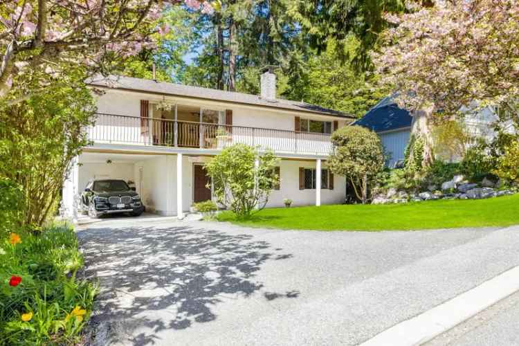 5 Bed 2 Bath Family Home in North Vancouver