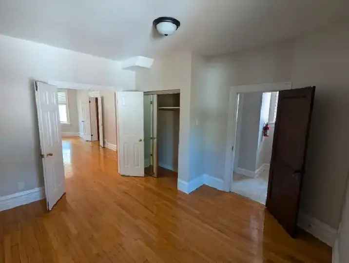 Glebe 2-floor apartment for rent