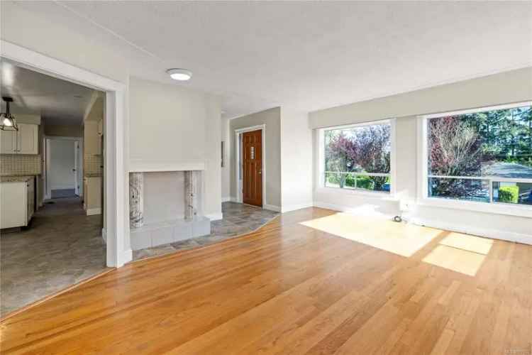 5 Bed 2 Bath Home in Nanaimo University District