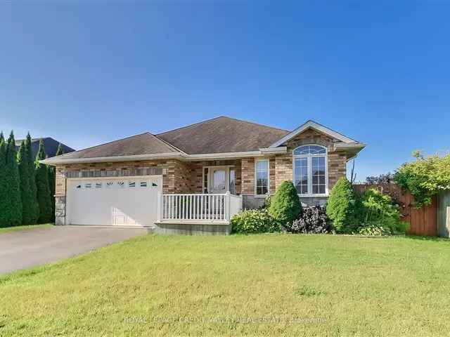 House For Sale in Waterford, Ontario