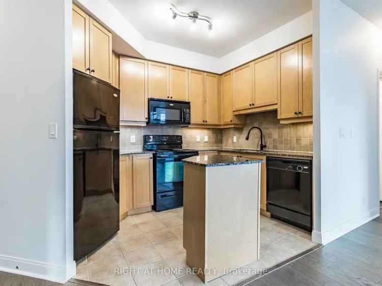 Condo For Sale in 70, Absolute Avenue, Mississauga, Ontario