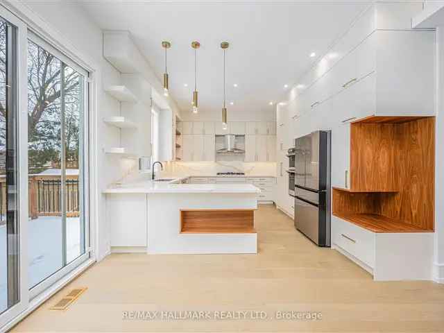 Luxury Aurora Home 3600 sq ft Open Concept Gourmet Kitchen