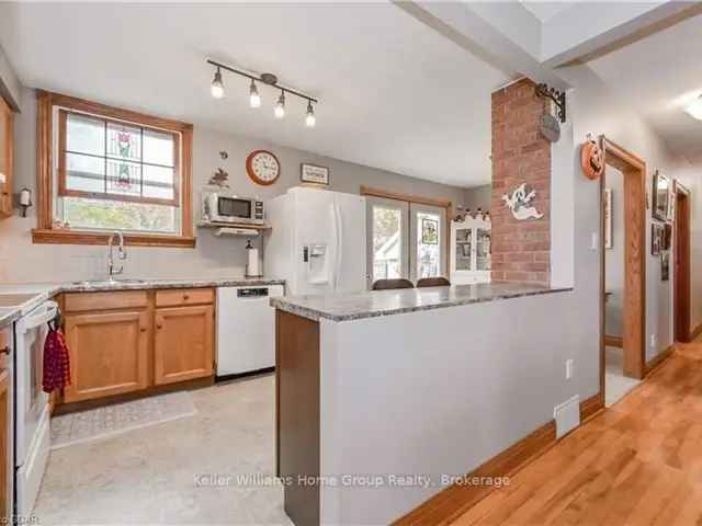 House For Sale in Centre Wellington, Ontario