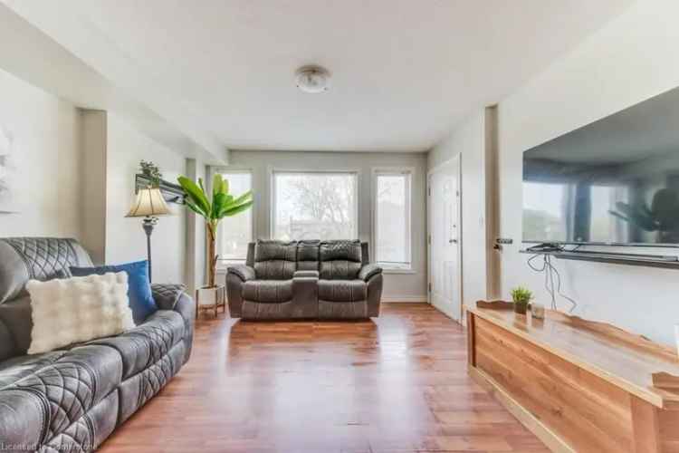 Cozy 2-Bedroom Condo in Baden - Perfect for First-Time Buyers