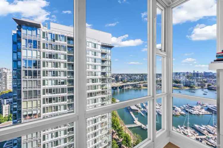 2207 1077 MARINASIDE Crescent in Vancouver: Yaletown Condo for sale in “Marinaside Resort” (Vancouver West)  : MLS®# R2920240