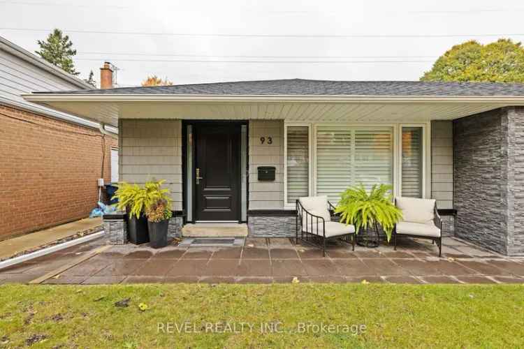 House For Sale in Toronto, Ontario