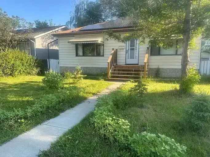 10658 61 Avenue NW -  in Edmonton