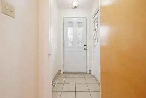 3-Bedroom Bungalow Pierrefonds for Sale