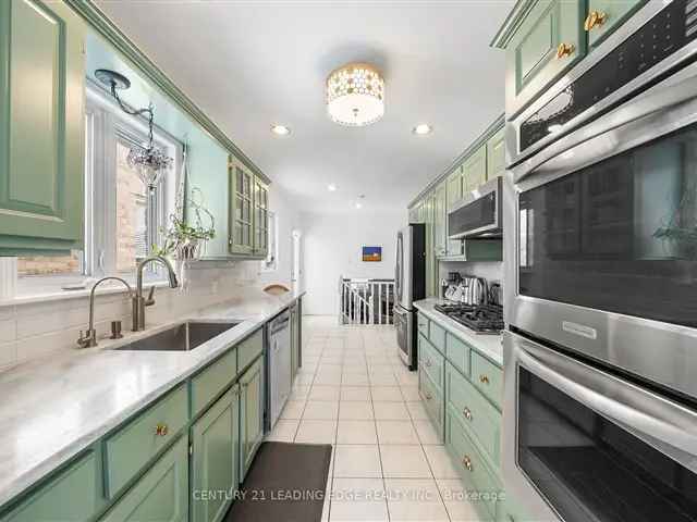 Stunning 4-Level Home in Stouffville - Updated Kitchen, Pool, and More